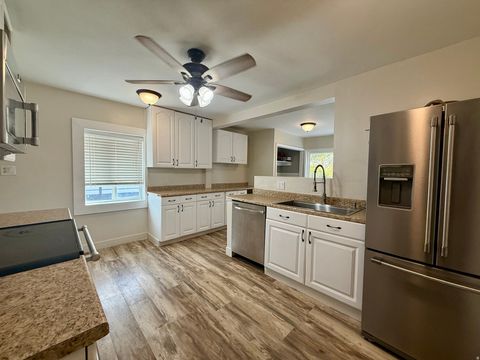 Tiny photo for 41 W 300 S, Vernal, UT 84078 (MLS # 2120710)