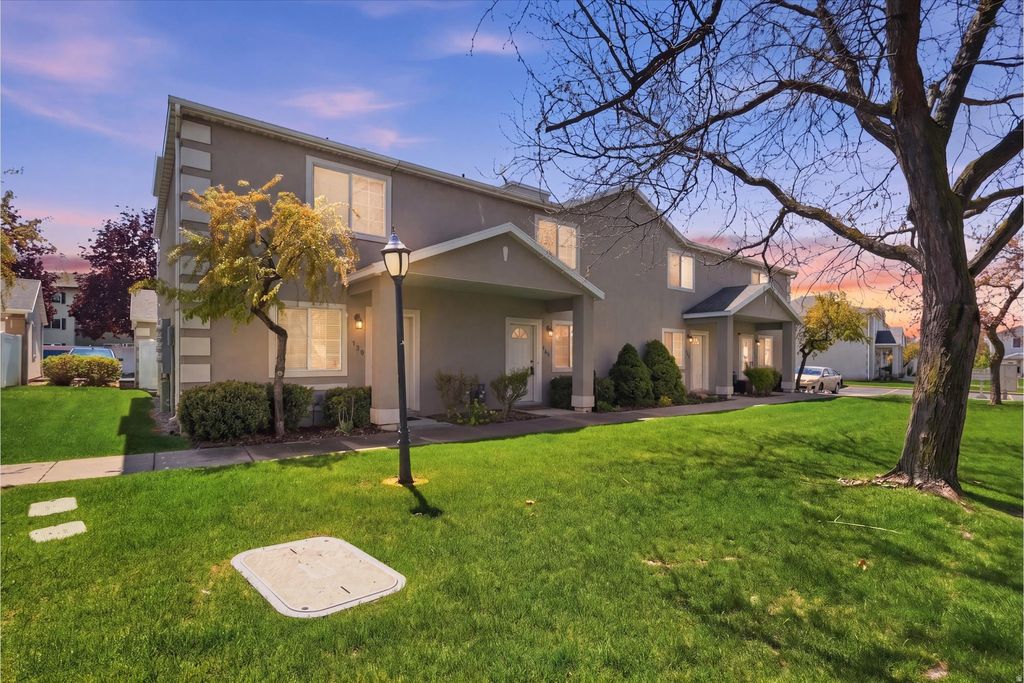 Photo of 140 W PENNY LN, Logan, UT 84341 (MLS # 2153567)