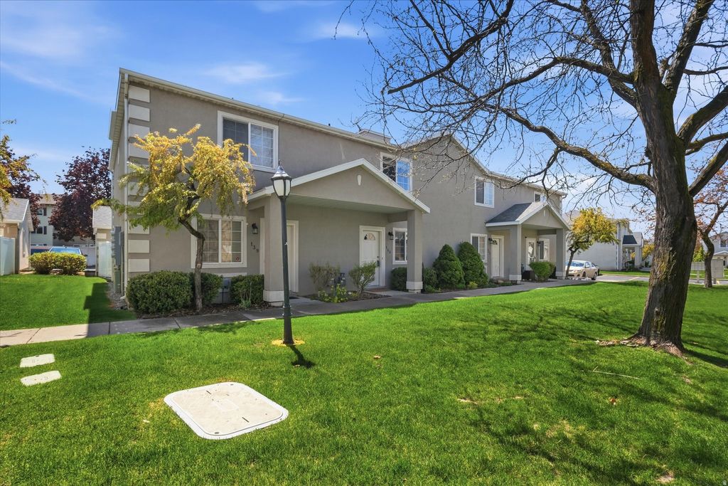 Photo of 140 W PENNY LN, Logan, UT 84341 (MLS # 2153567)
