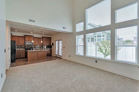 Townhouse For Sale - 12708 S City Heights Dr<br/> Salt Lake County, Riverton, UT 84065