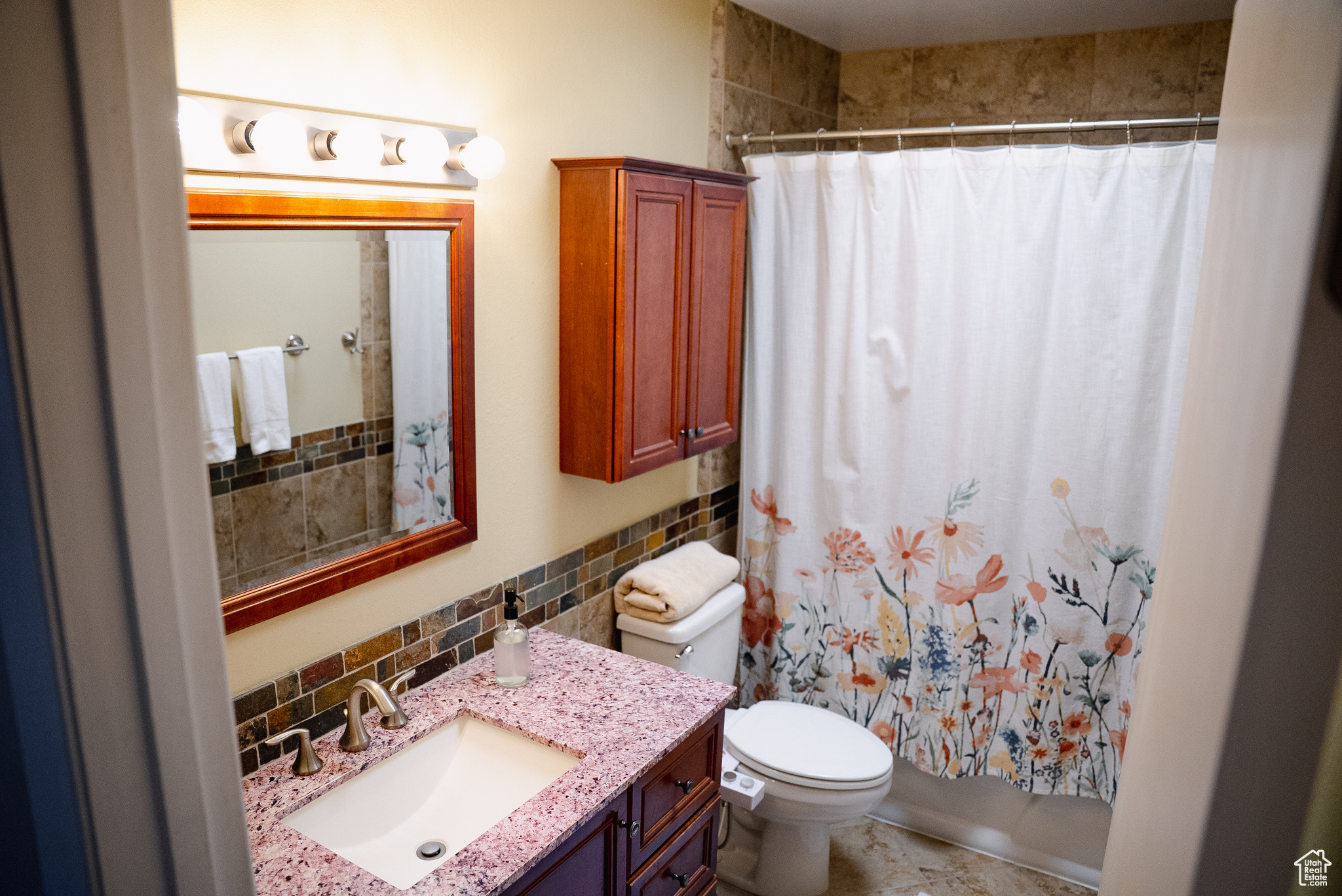 SILVERWOOD ESTATES - Residential