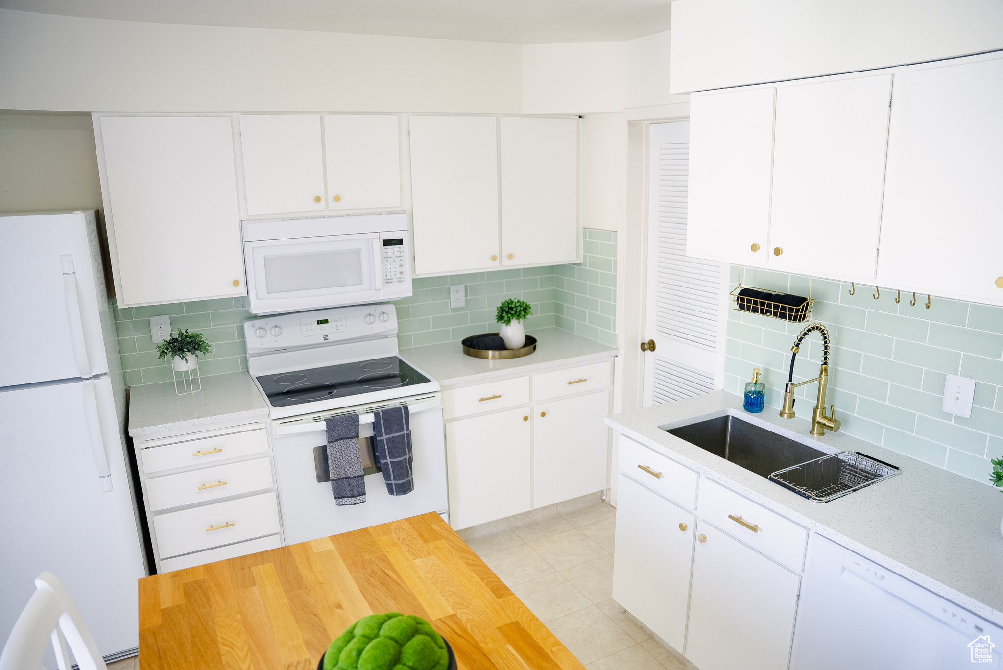 SILVERWOOD ESTATES - Residential