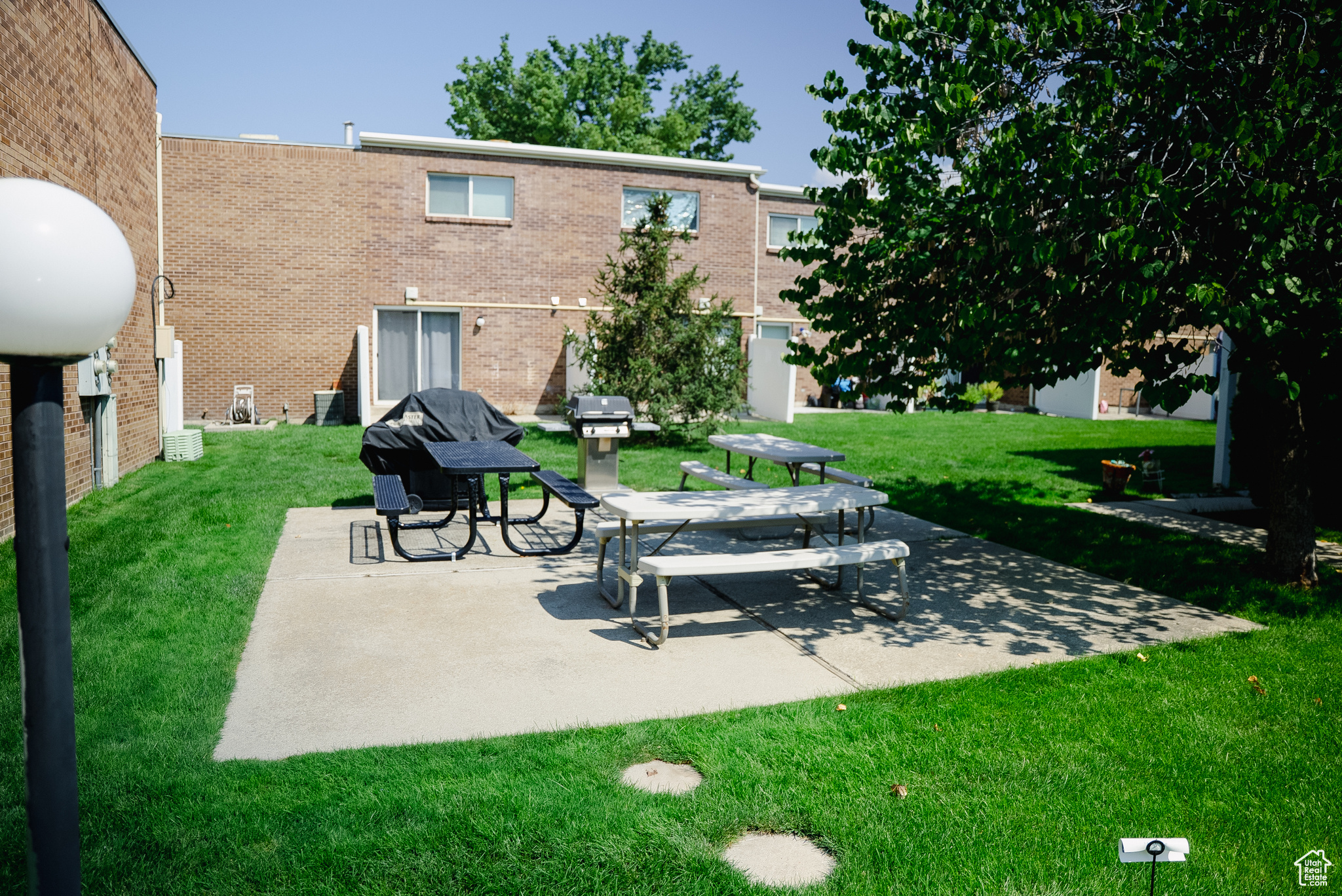 SILVERWOOD ESTATES - Residential