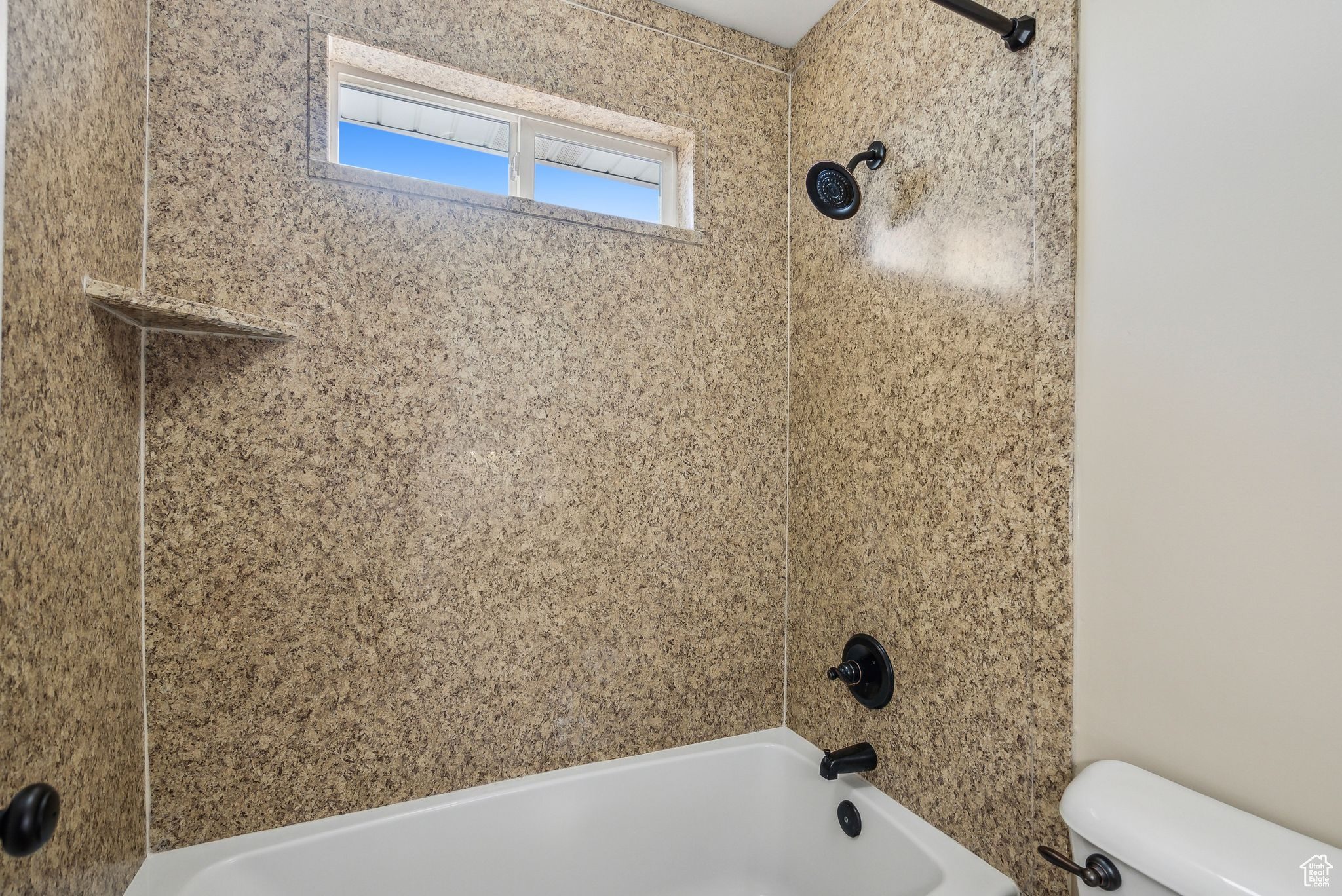 South Jordan, Utah 84095, United States, 6 Bedrooms Bedrooms, ,4 BathroomsBathrooms,Residential,Pending,20946