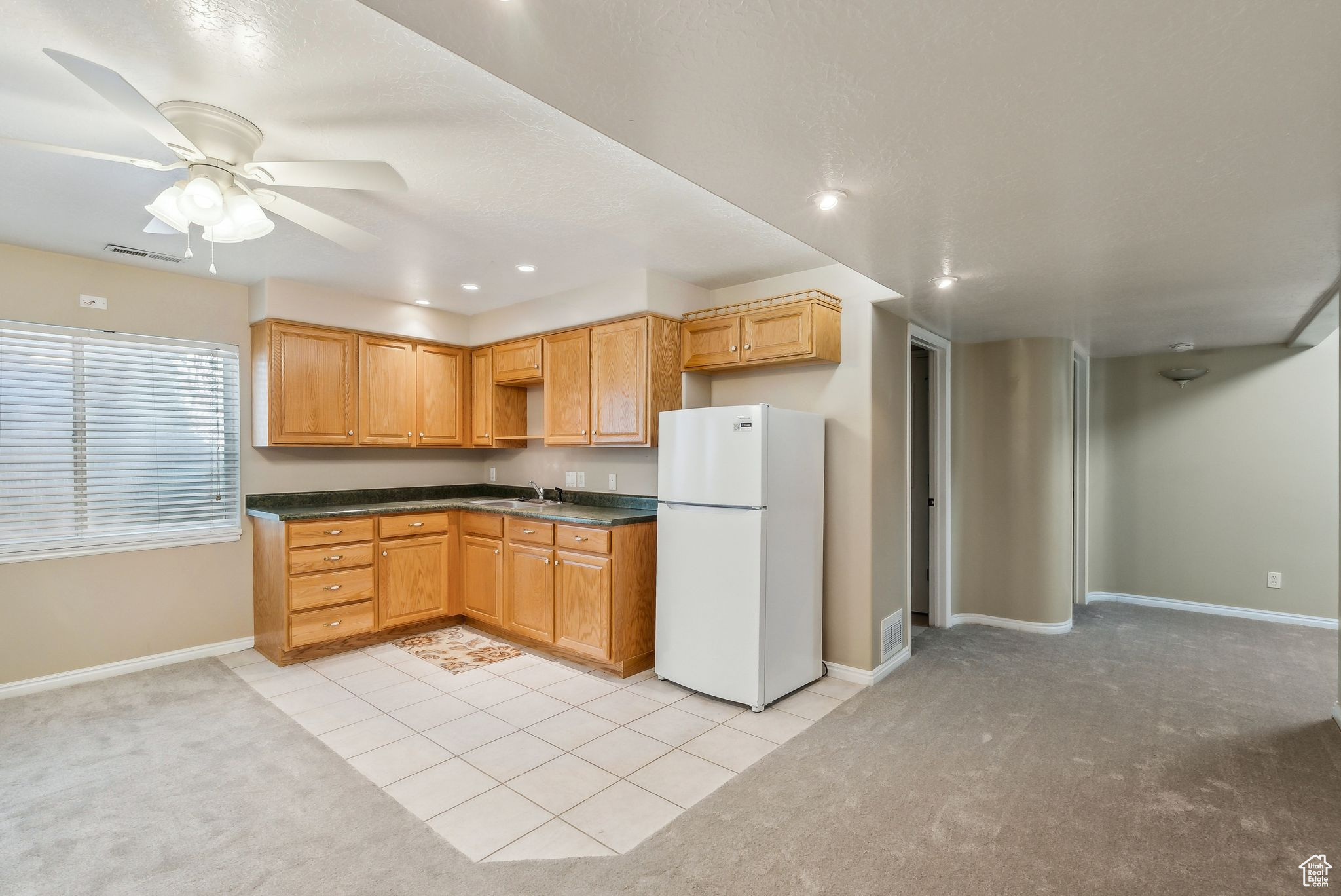 South Jordan, Utah 84095, United States, 6 Bedrooms Bedrooms, ,4 BathroomsBathrooms,Residential,Pending,20946