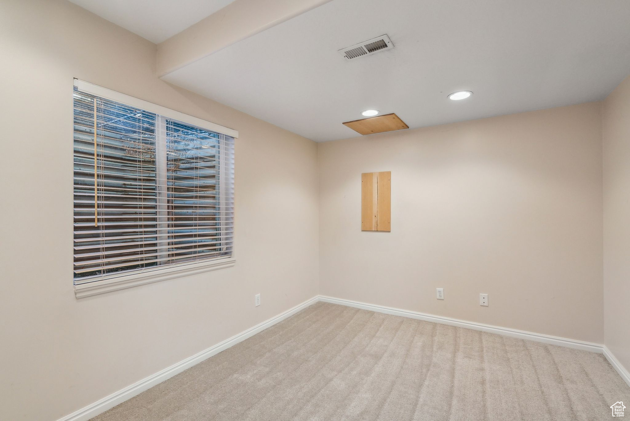 South Jordan, Utah 84095, United States, 6 Bedrooms Bedrooms, ,4 BathroomsBathrooms,Residential,Pending,20946