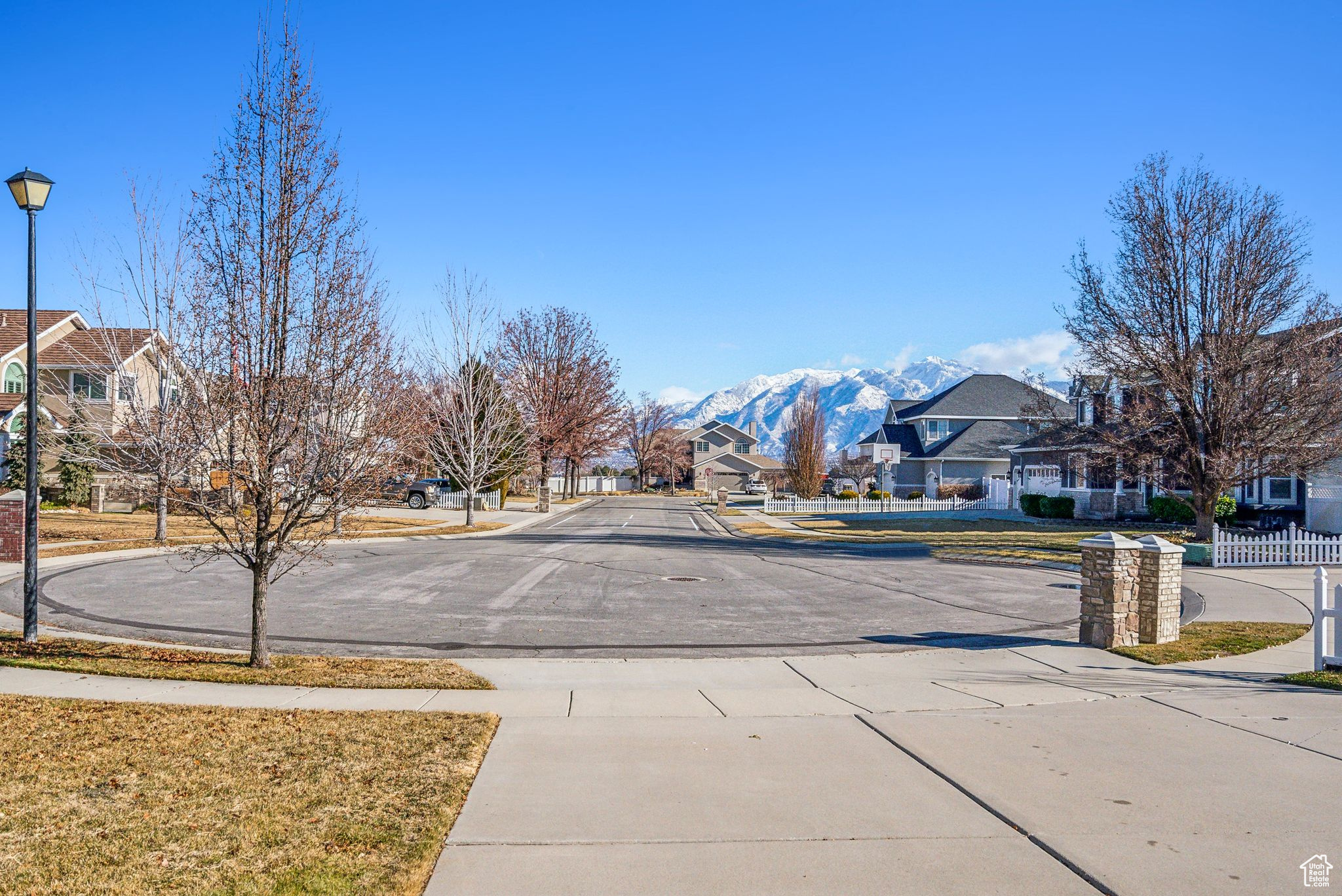 South Jordan, Utah 84095, United States, 6 Bedrooms Bedrooms, ,4 BathroomsBathrooms,Residential,Pending,20946