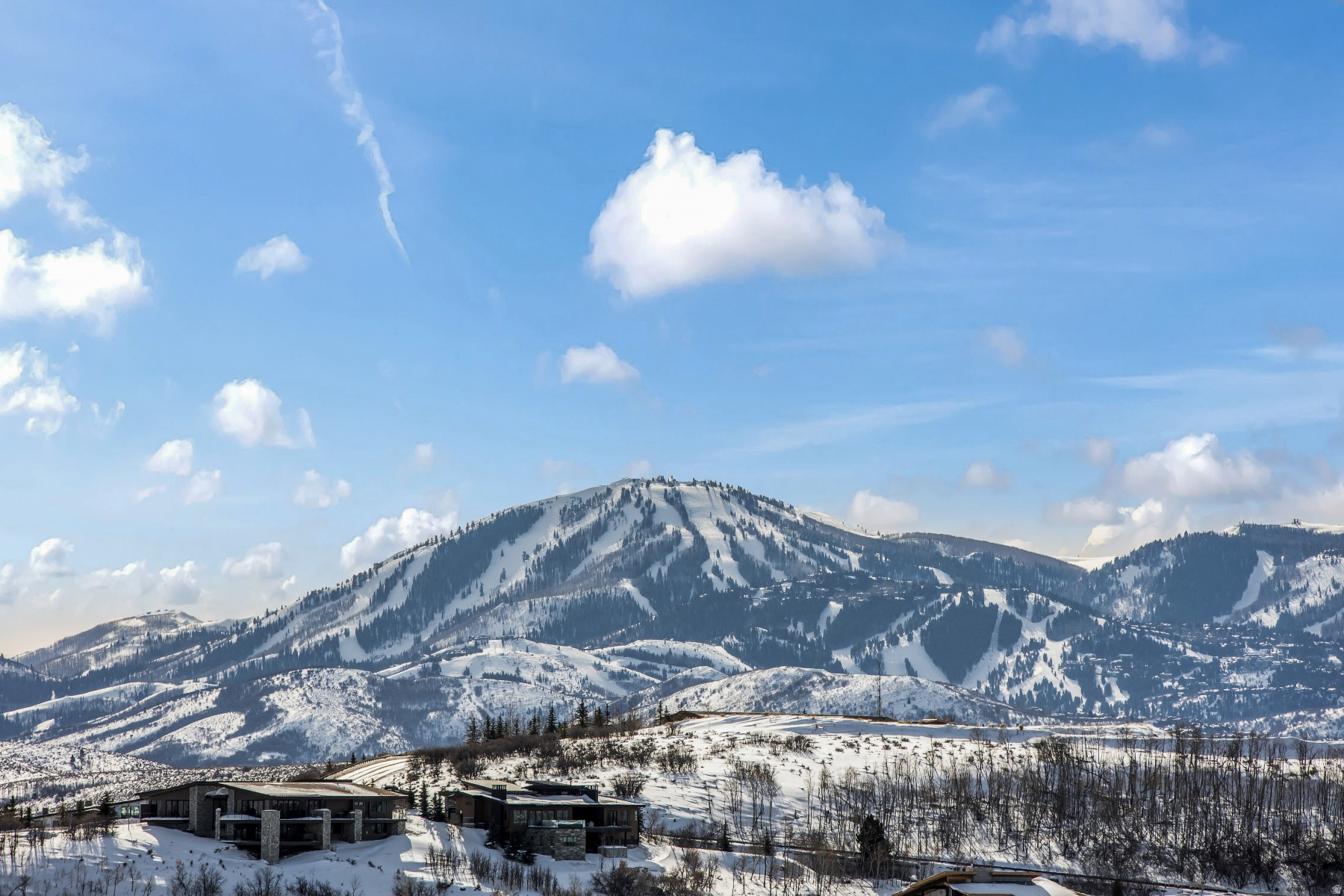 DEER CROSSING - Land