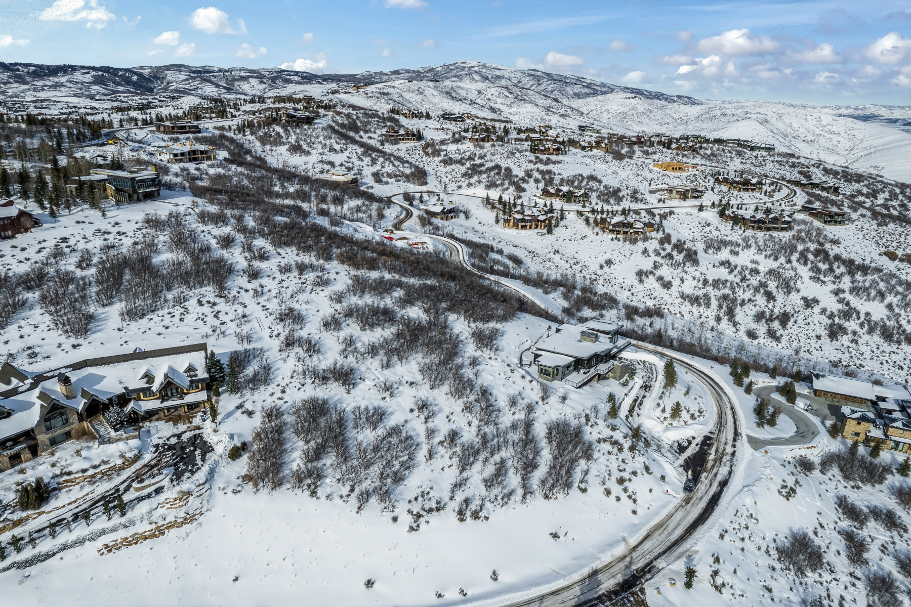 DEER CROSSING - Land