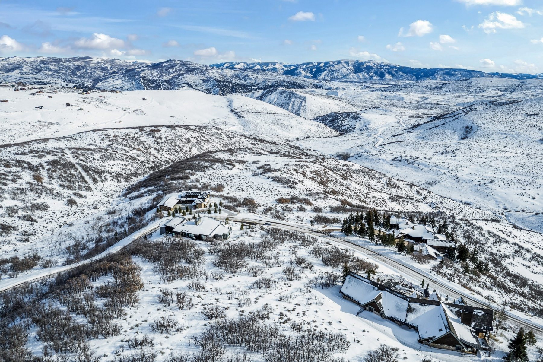 DEER CROSSING - Land