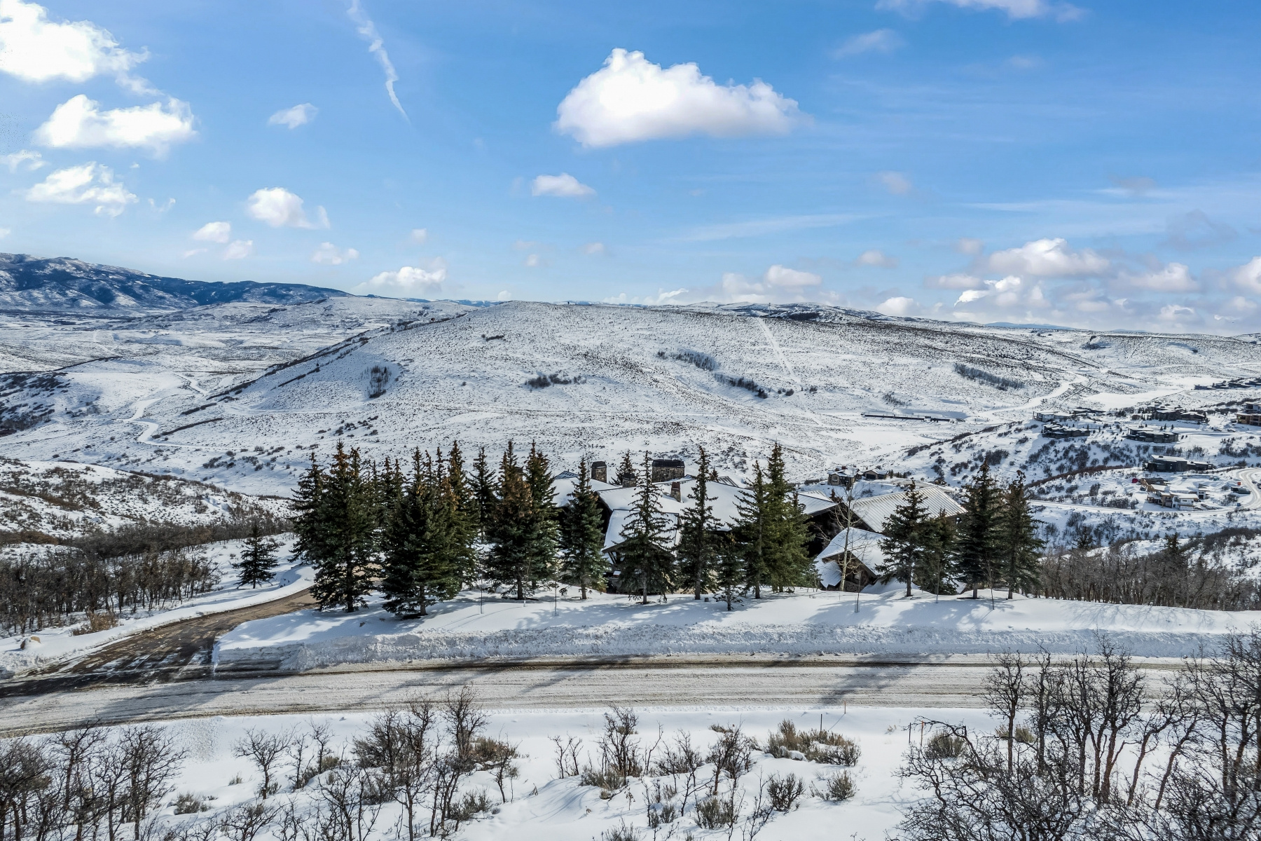 DEER CROSSING - Land