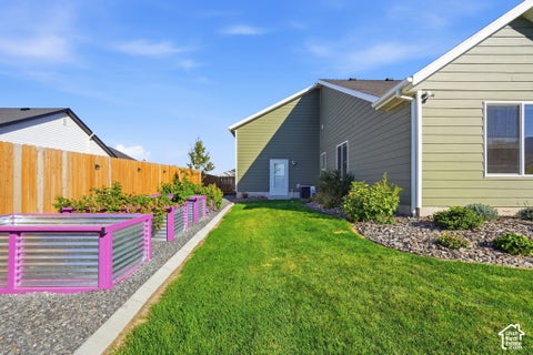 Tiny photo for 702 E CANYON RIM ROAD RD N, Smithfield, UT 84335 (MLS # 2190479)