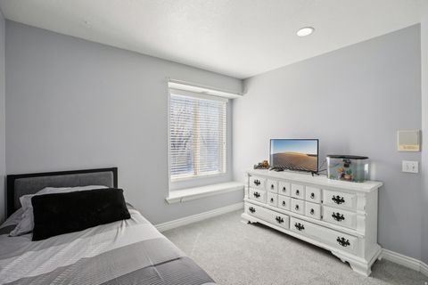 Tiny photo for 1960 N 2150 E, Layton, UT 84040 (MLS # 2145074)