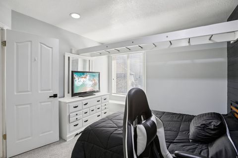 Tiny photo for 1960 N 2150 E, Layton, UT 84040 (MLS # 2145074)