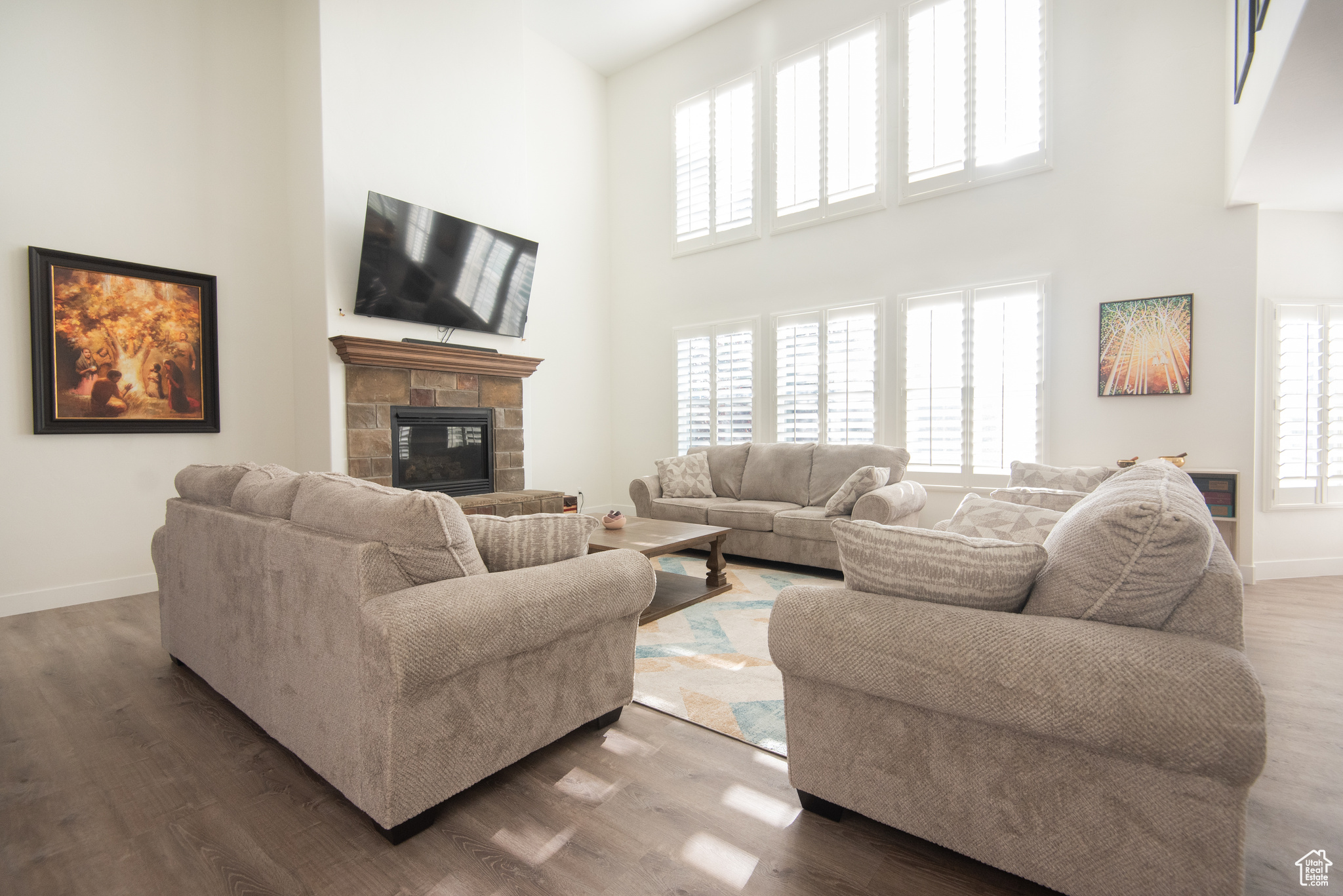 COLDWATER CREEK - Residential