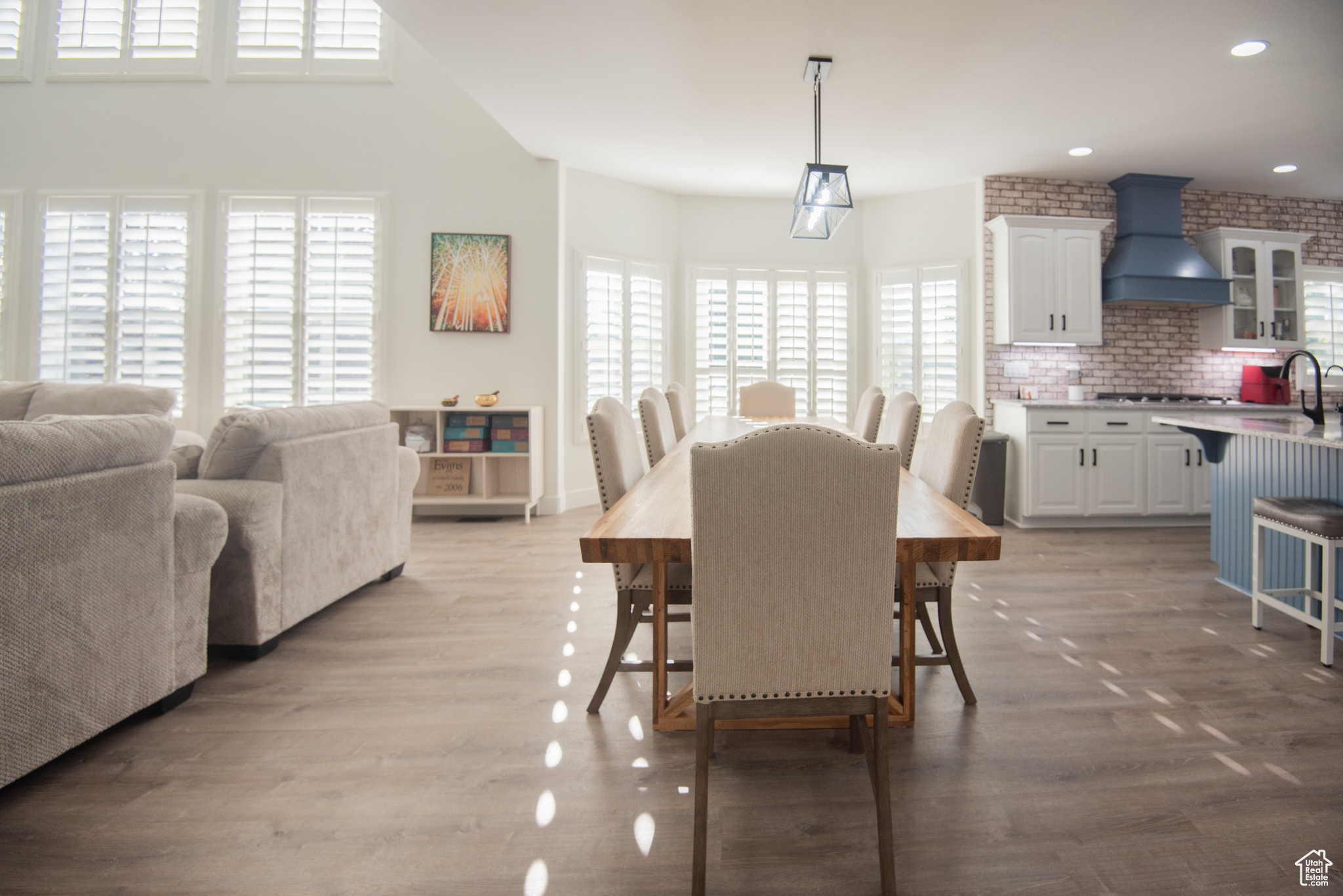 COLDWATER CREEK - Residential