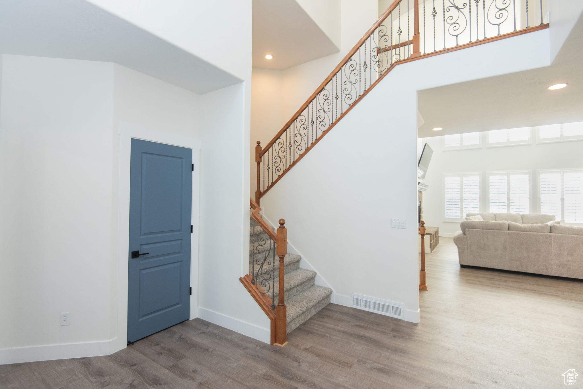 COLDWATER CREEK - Residential