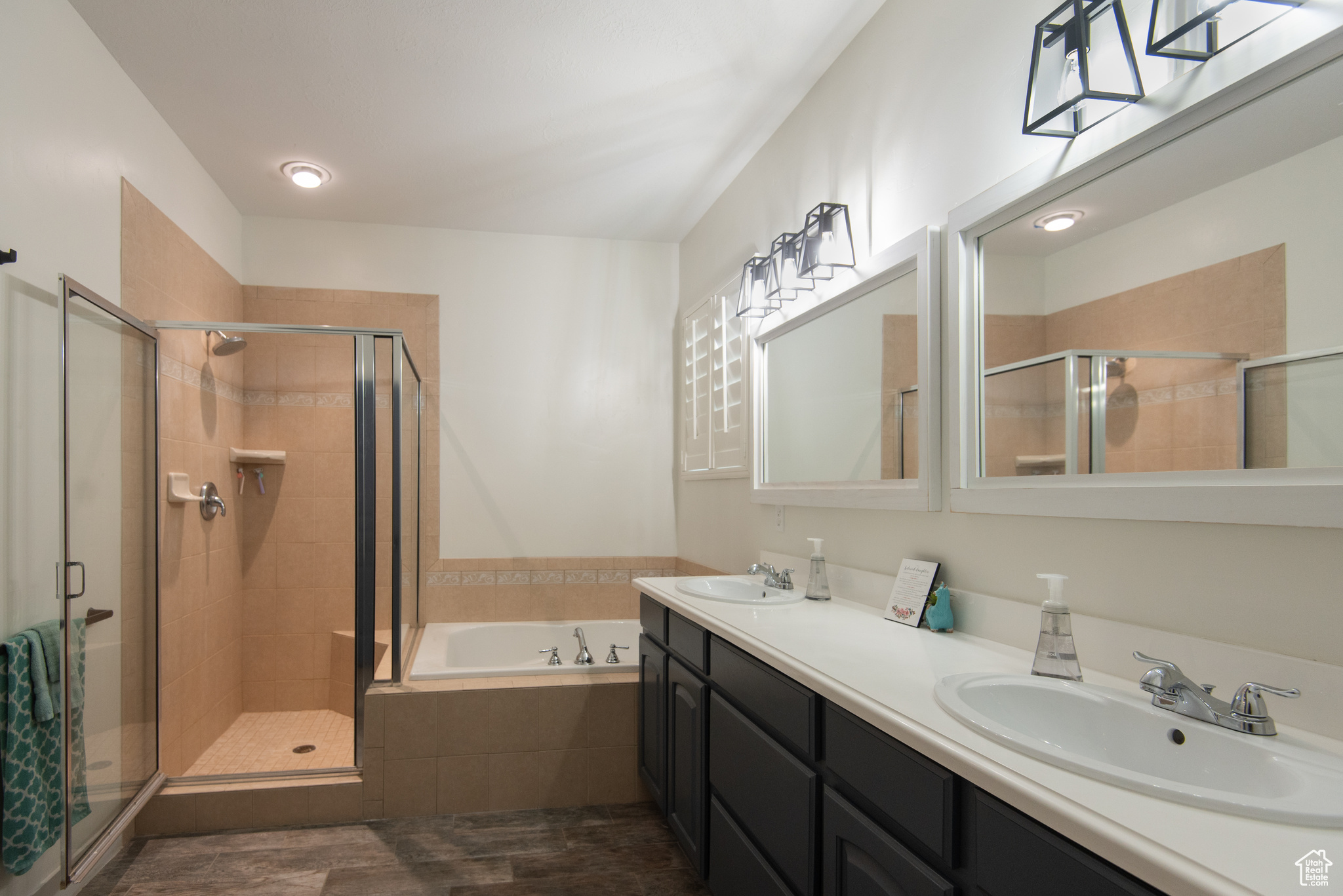 COLDWATER CREEK - Residential