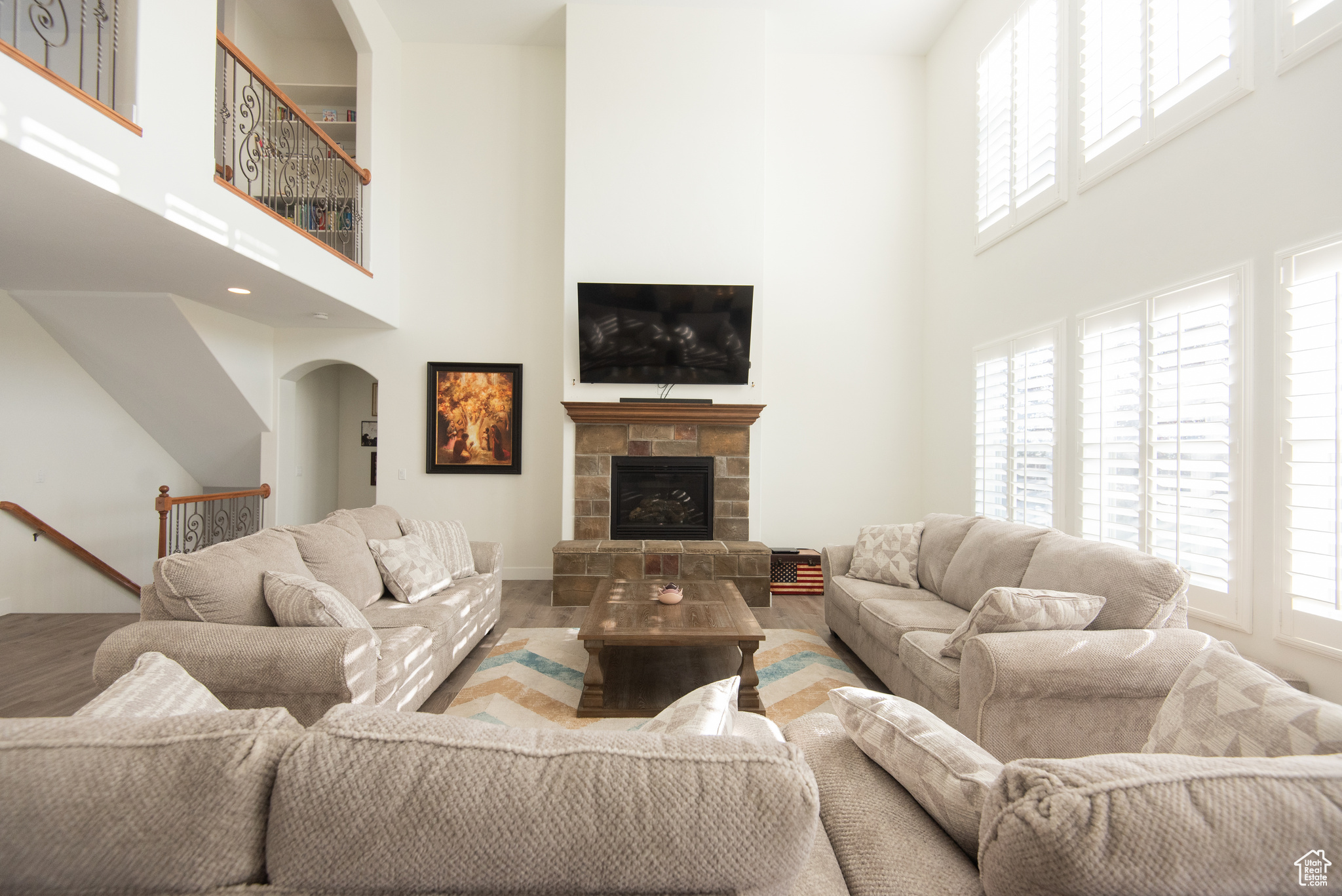 COLDWATER CREEK - Residential