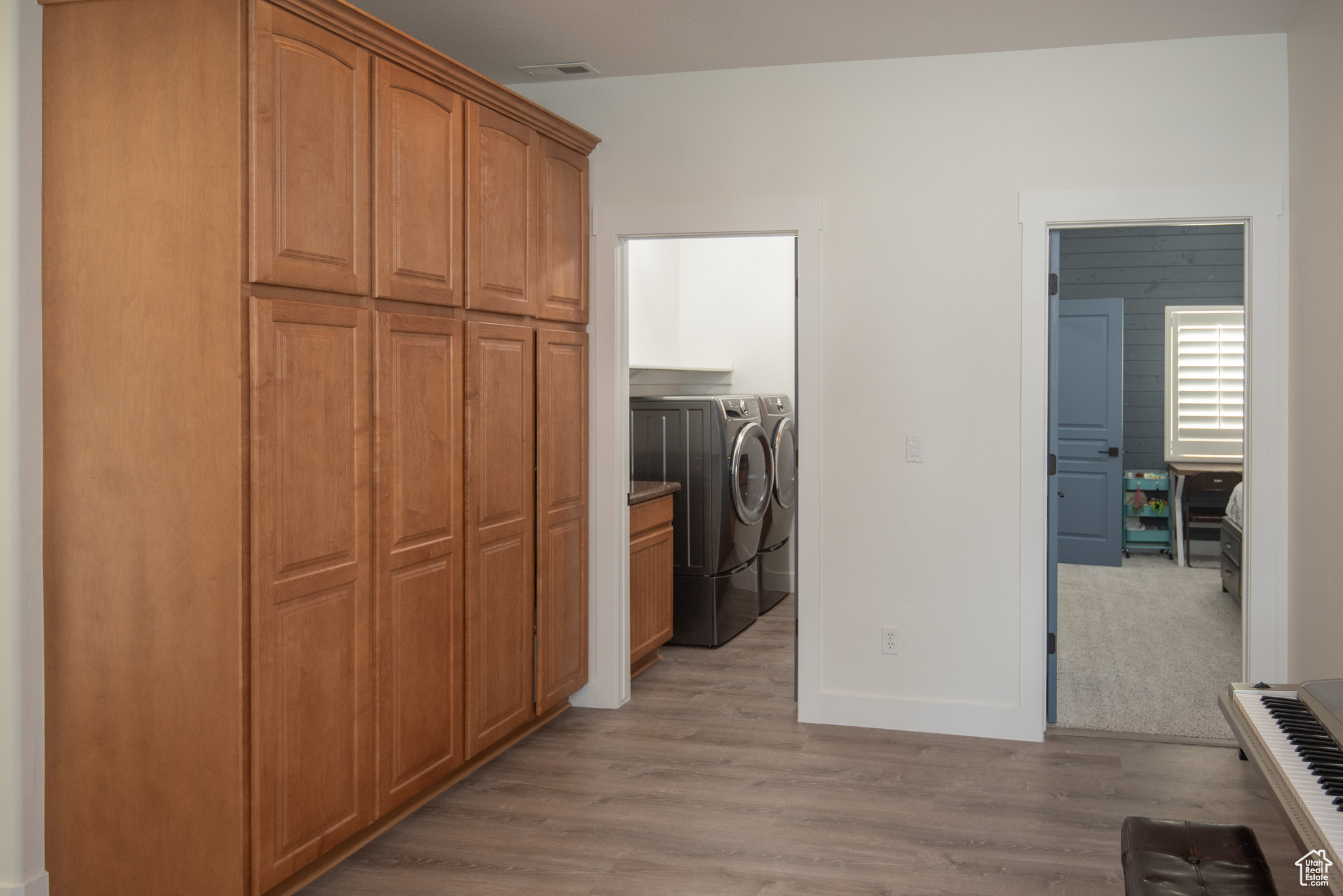 COLDWATER CREEK - Residential