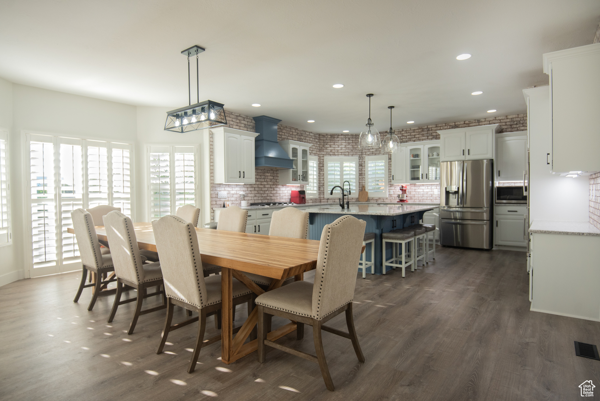 COLDWATER CREEK - Residential