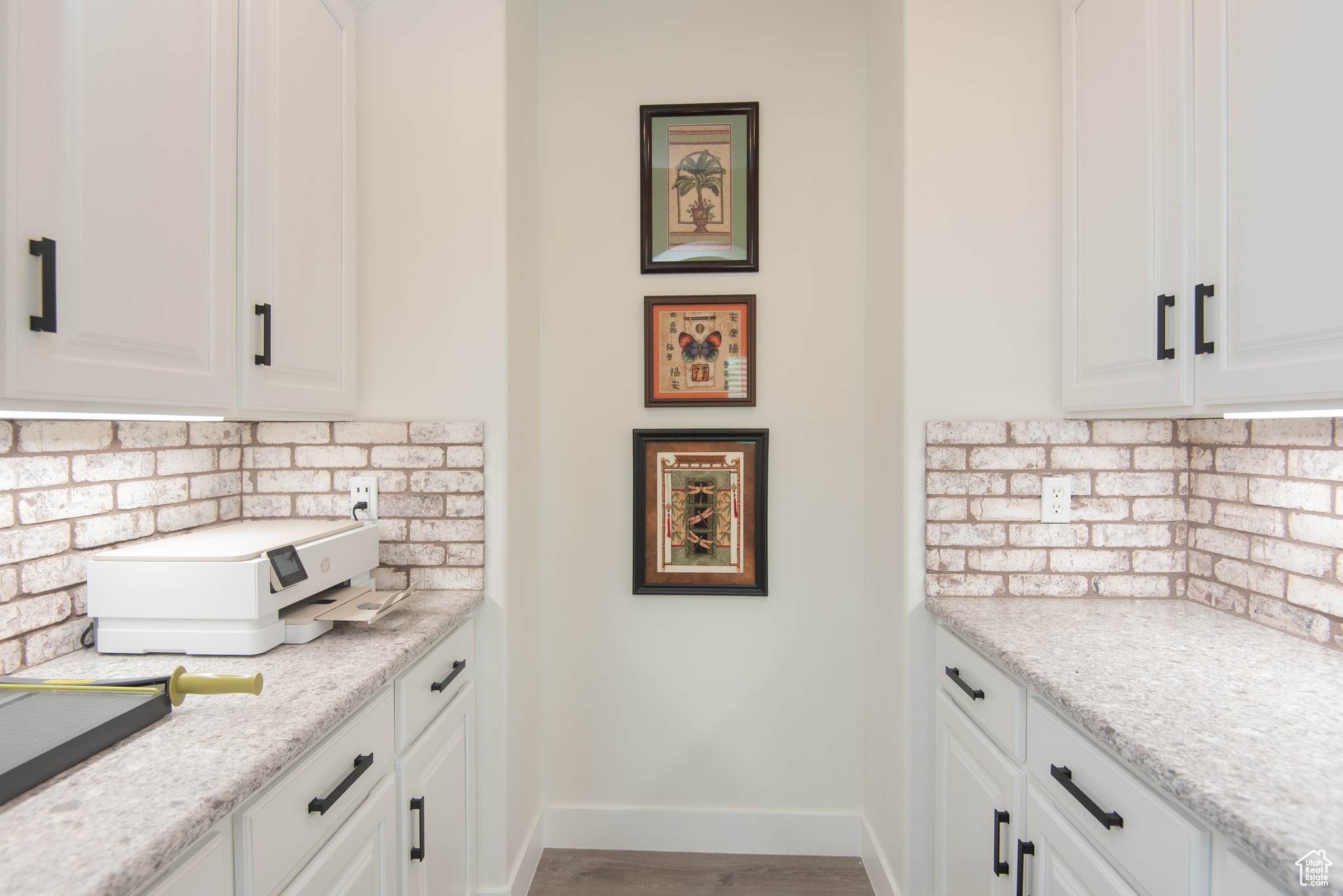 COLDWATER CREEK - Residential