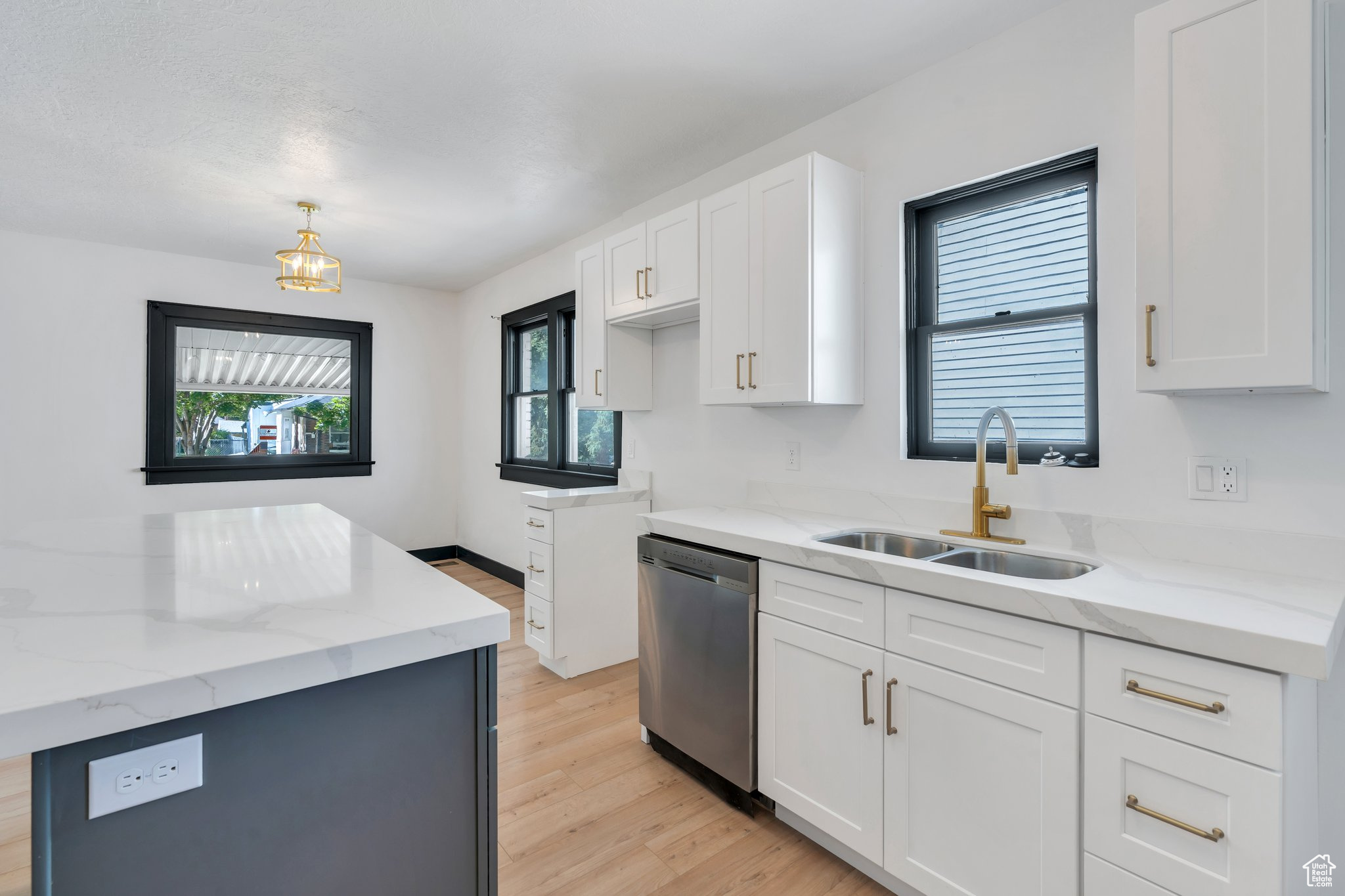 367 E Hubbard Ave, Salt Lake City, Utah image 4