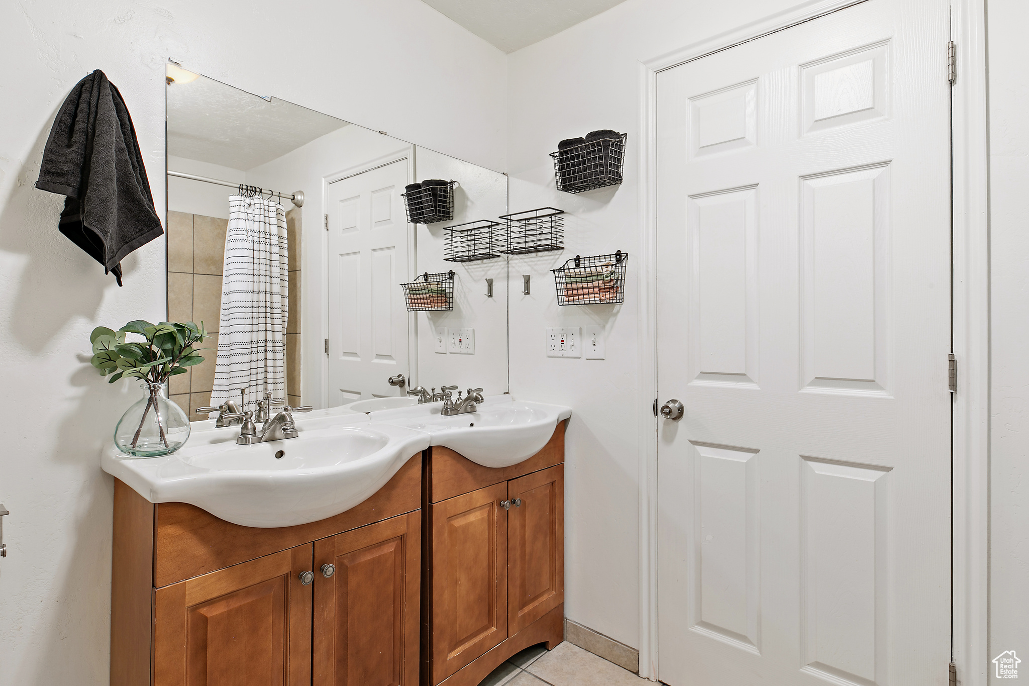 IMPERIAL ACRES - Residential