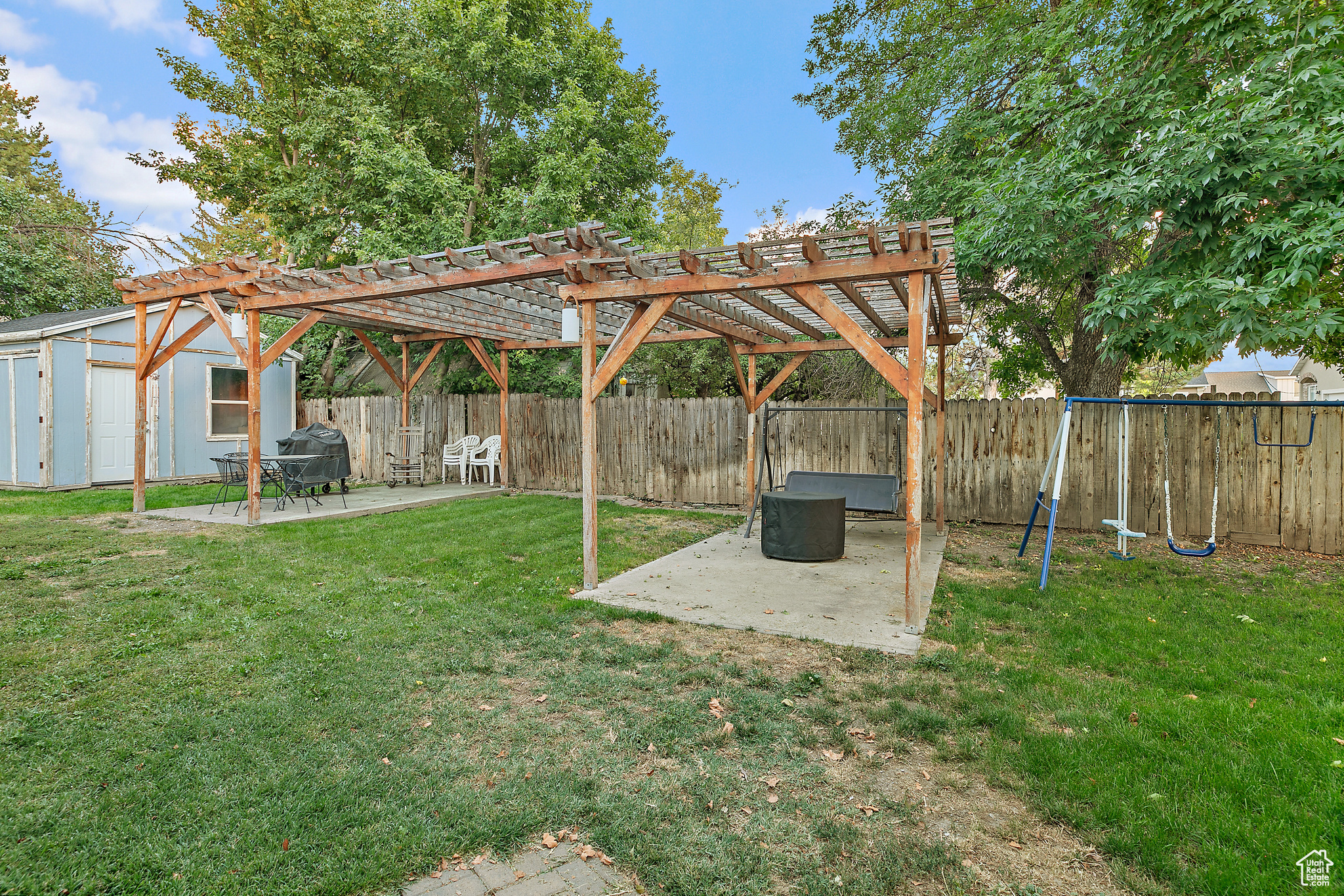IMPERIAL ACRES - Residential