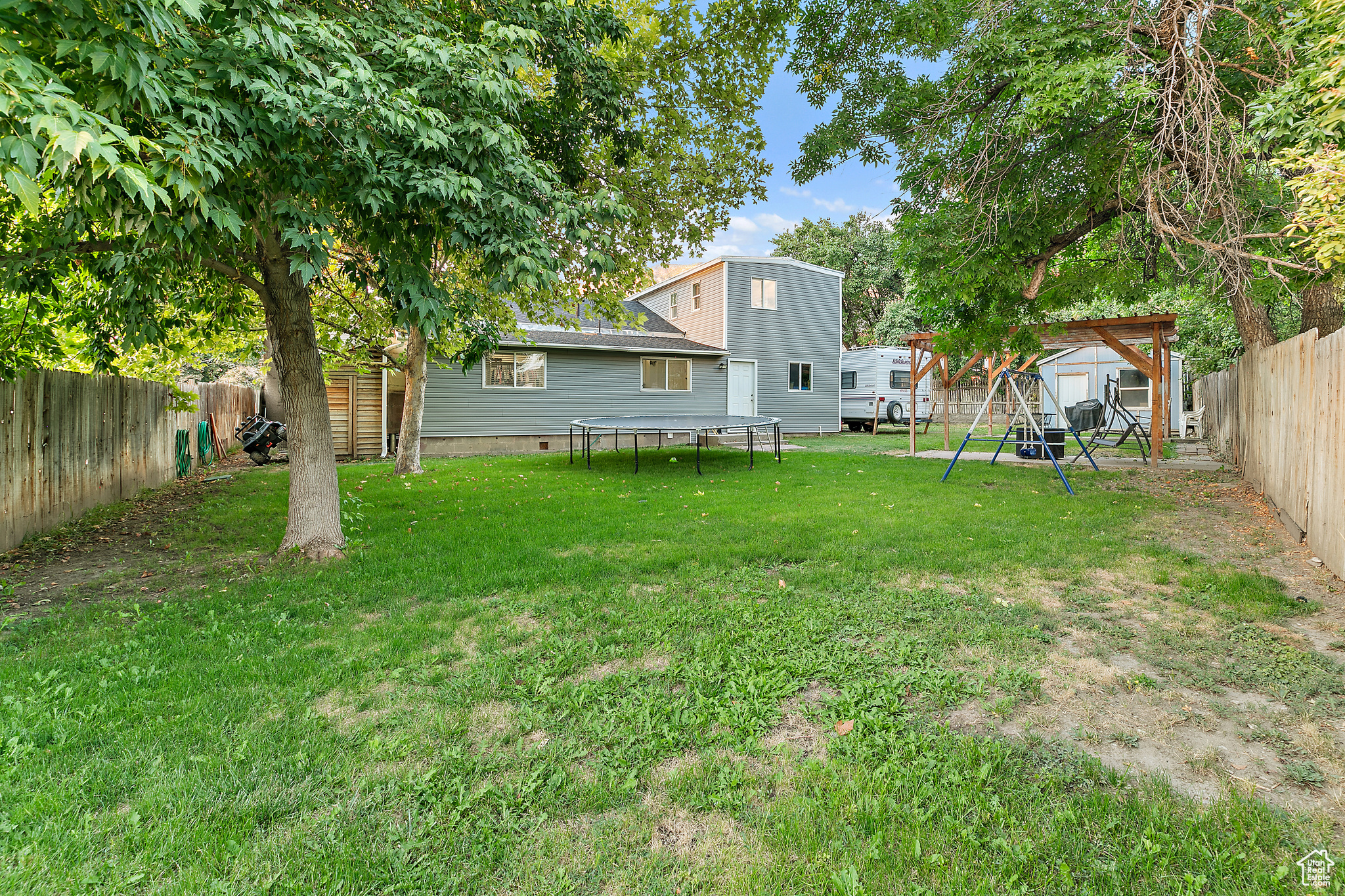 IMPERIAL ACRES - Residential
