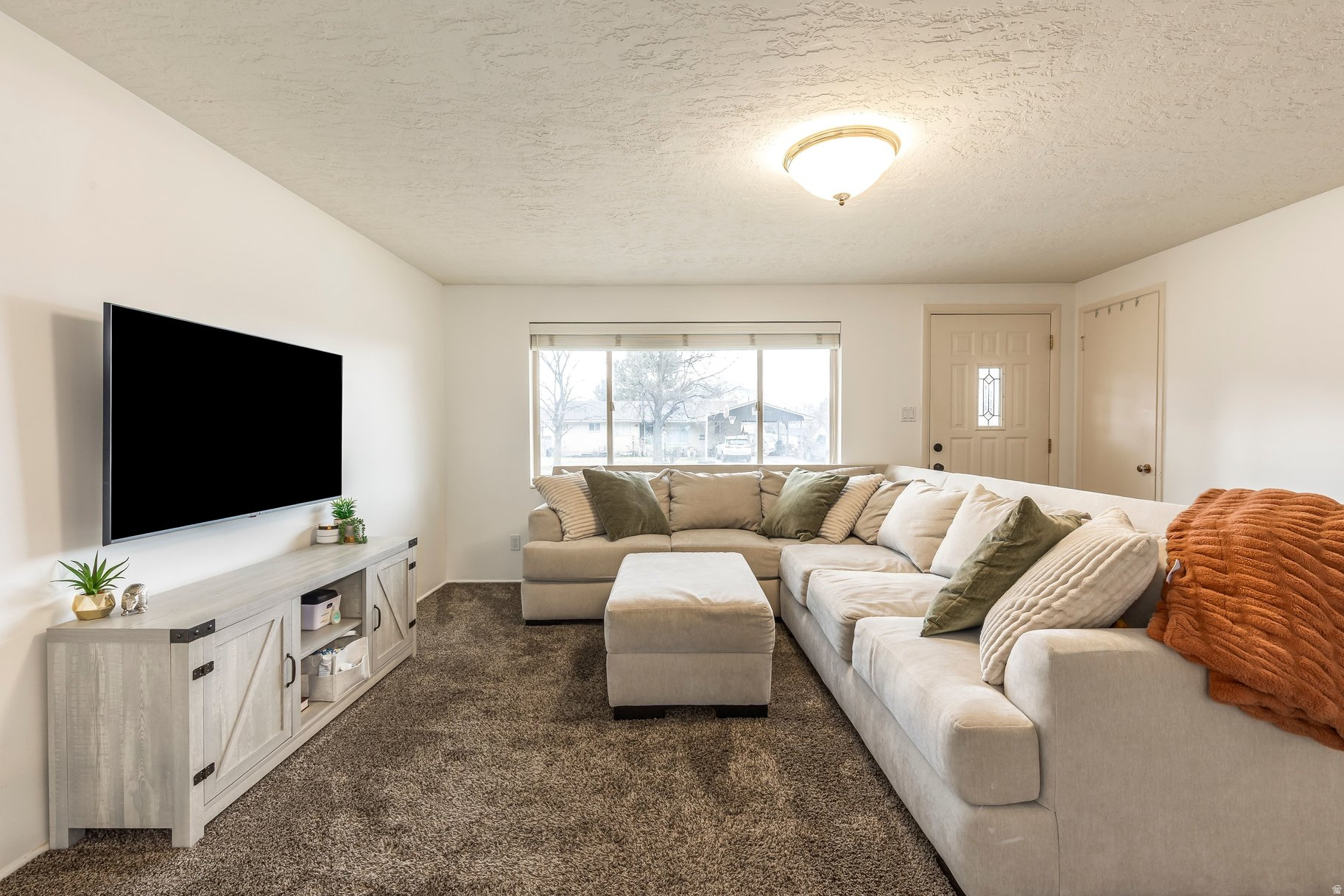 IMPERIAL HEIGHTS - Residential