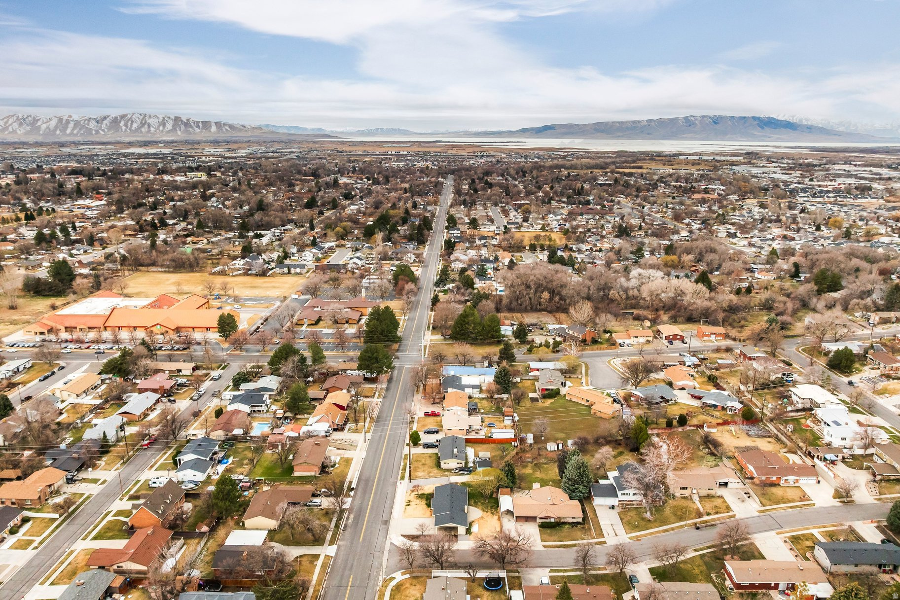 IMPERIAL HEIGHTS - Residential