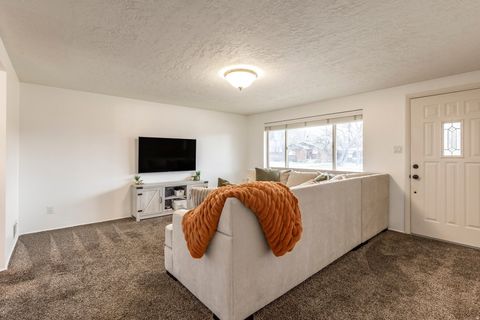 Tiny photo for 1027 E 200 N, Springville, UT 84663 (MLS # 2139844)