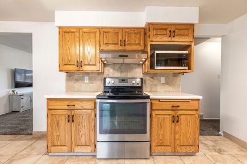 Tiny photo for 1027 E 200 N, Springville, UT 84663 (MLS # 2139844)
