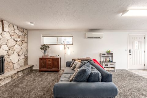 Tiny photo for 1027 E 200 N, Springville, UT 84663 (MLS # 2139844)