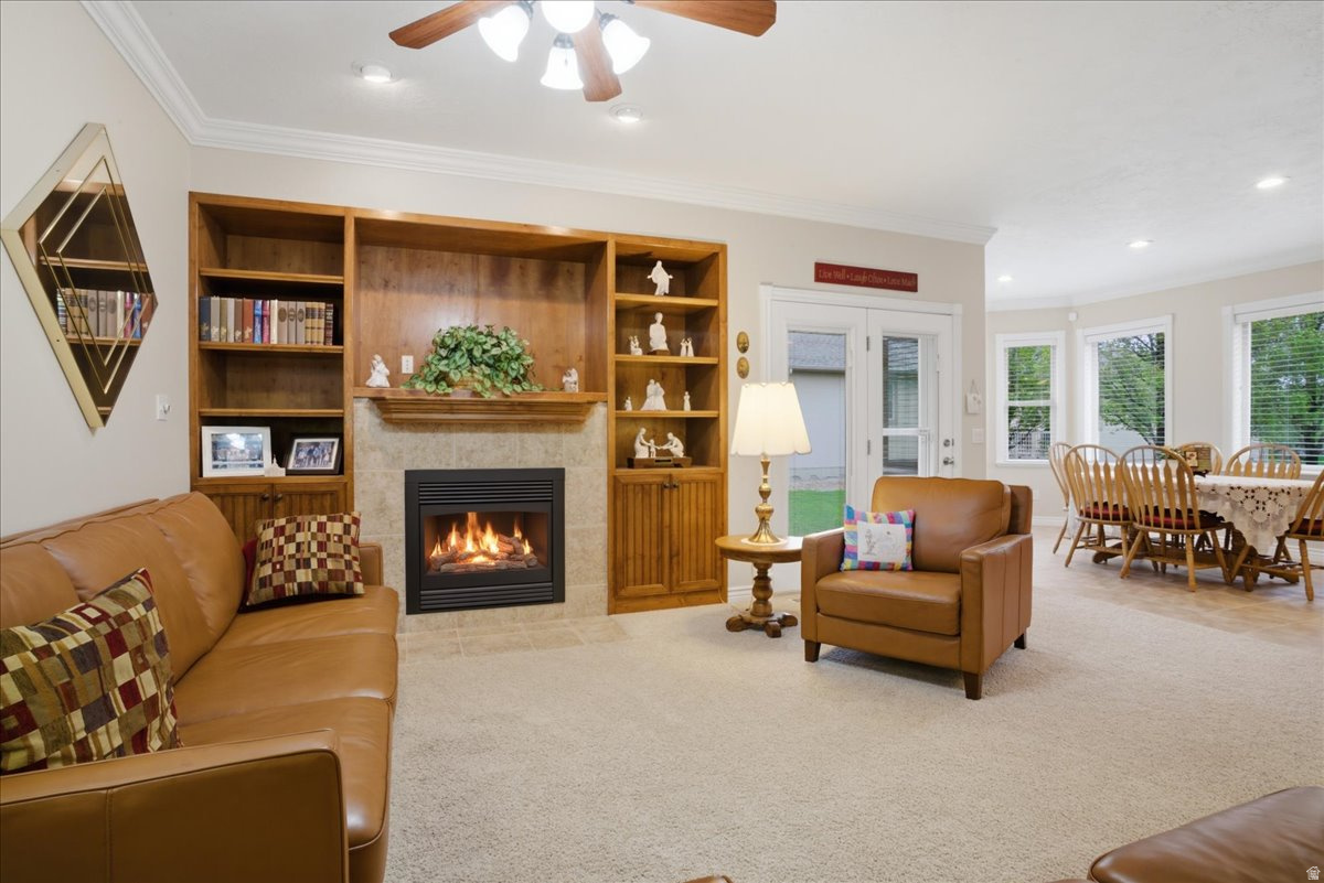 BROOKHAVEN VILLAS - Residential