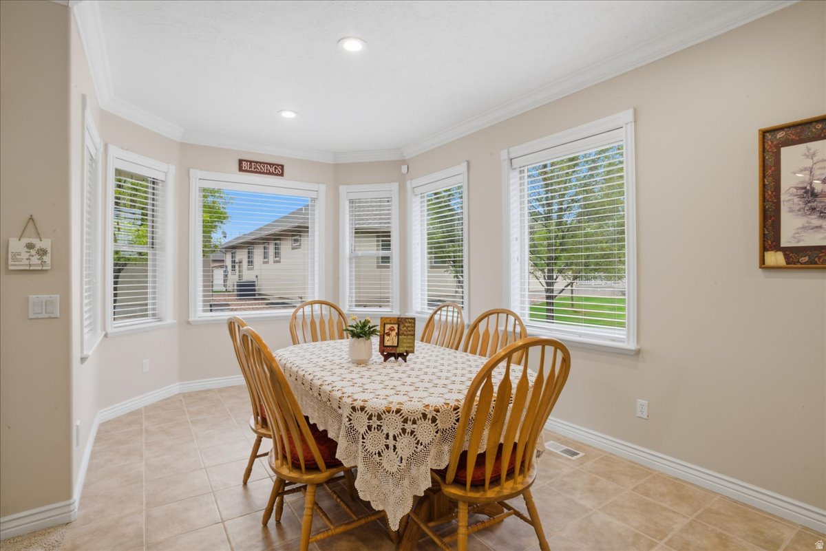 BROOKHAVEN VILLAS - Residential