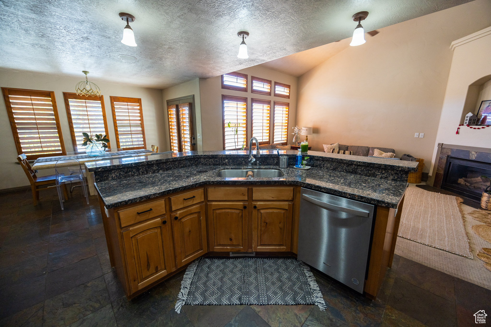 704 Deer Hollow Rd, Tooele, Utah image 6