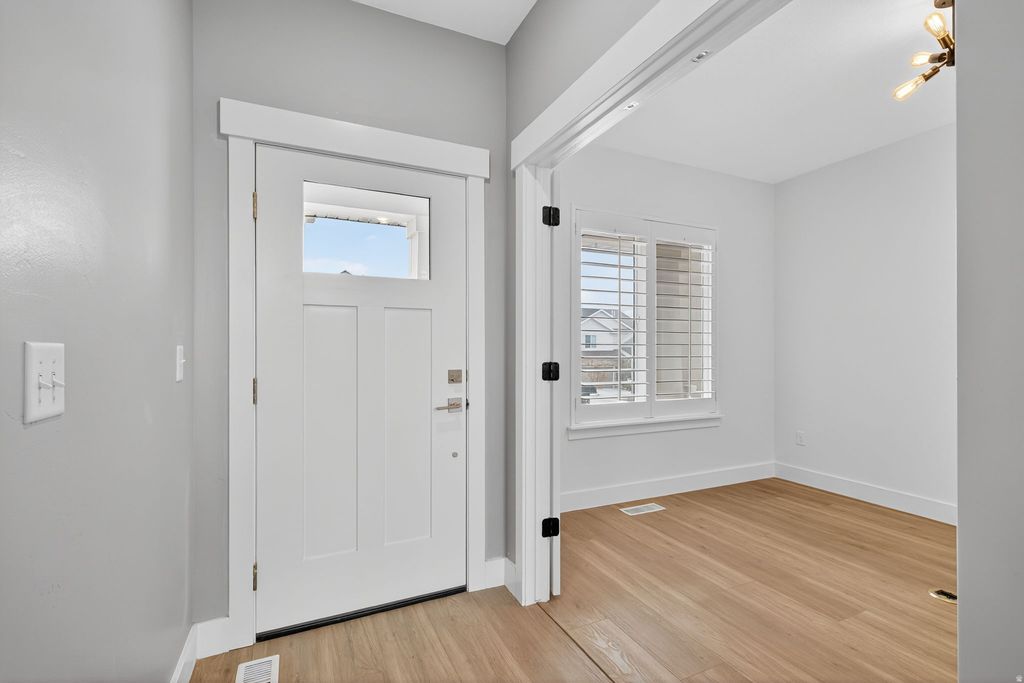 Photo of 4025 N 900 W, Lehi, UT 84048 (MLS # 2145689)