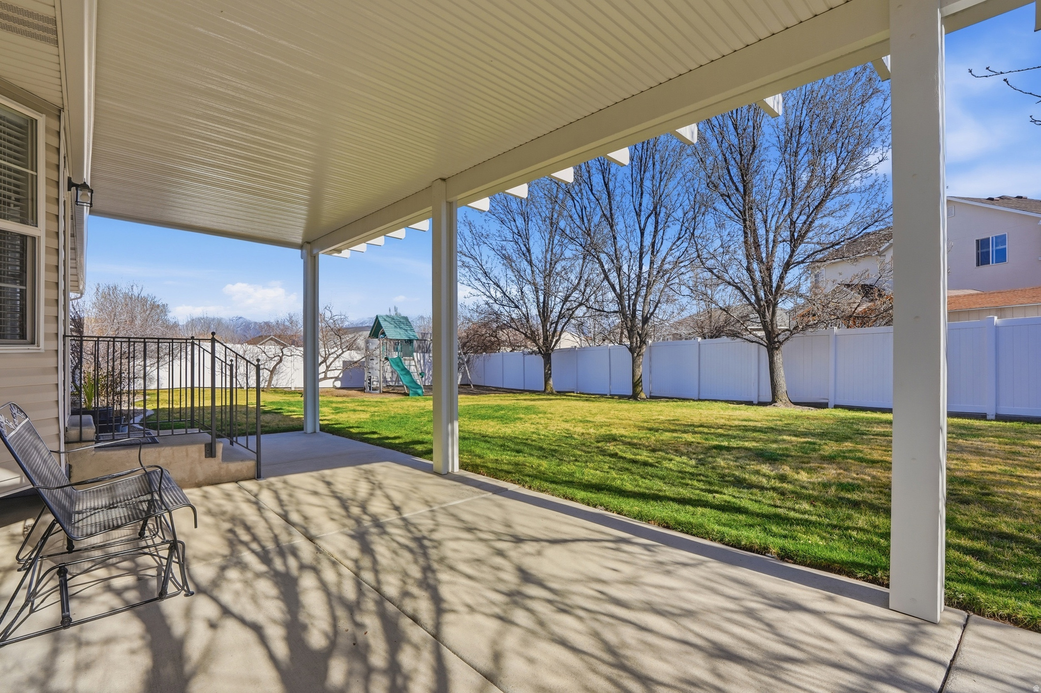 MEADOWS - Residential