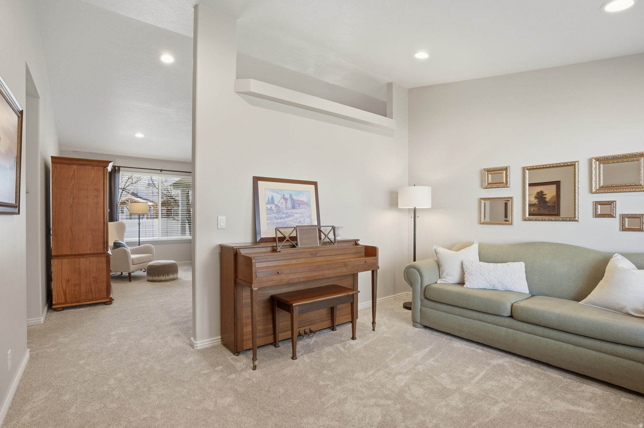 MEADOWS - Residential