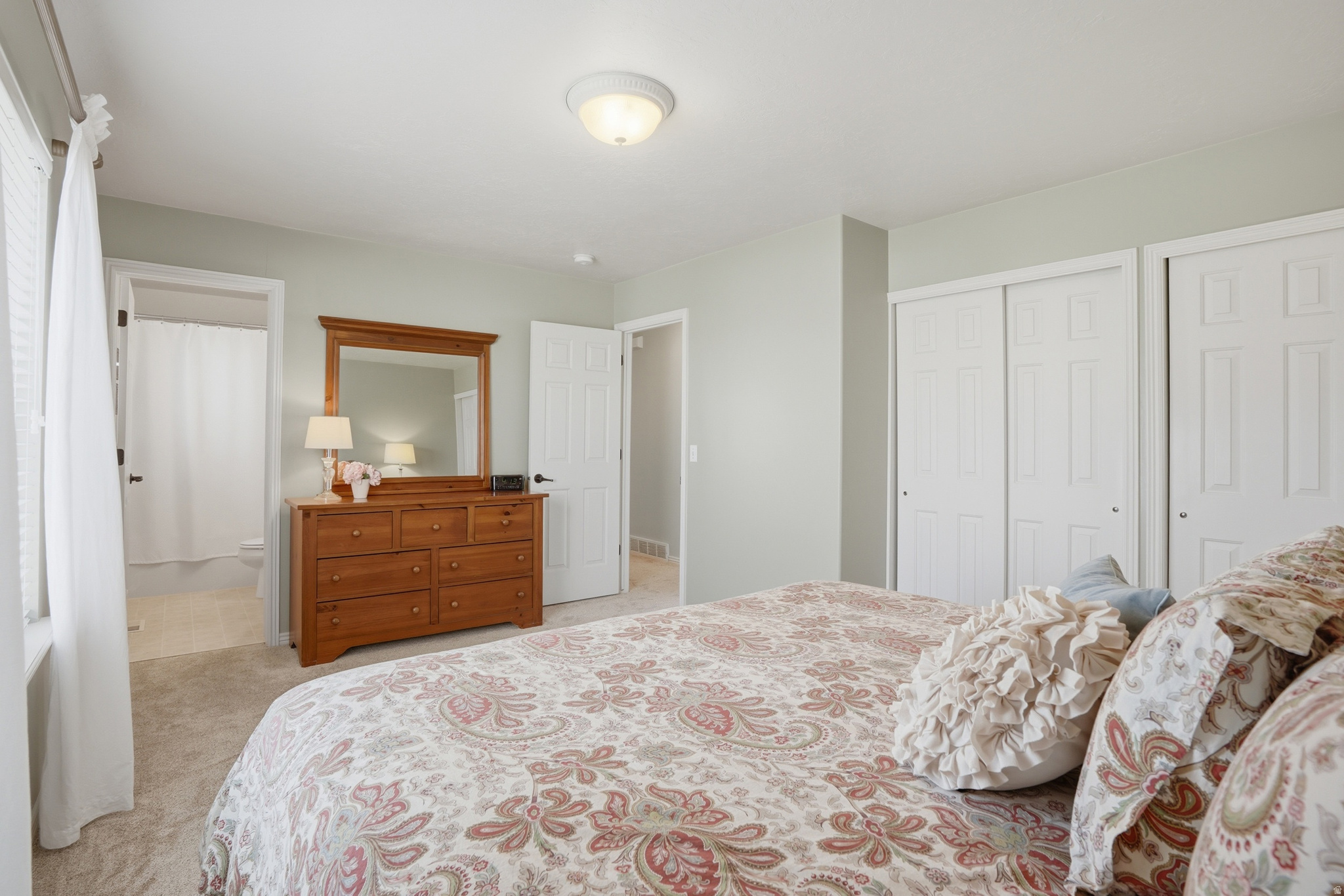 MEADOWS - Residential