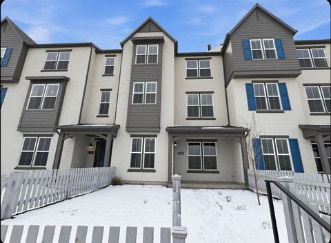 Photo of 7047 W SOUTH JORDAN PKWY #385, South Jordan, UT 84009 (MLS # 2132824)