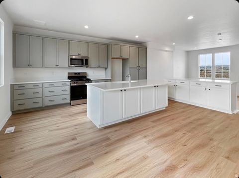 Tiny photo for 7047 W SOUTH JORDAN PKWY #385, South Jordan, UT 84009 (MLS # 2132824)