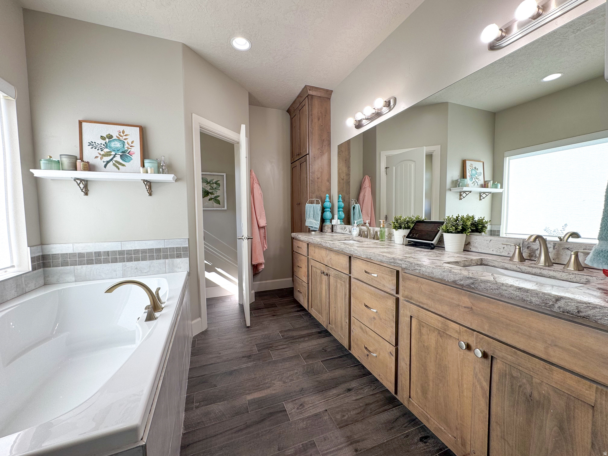 PLUM CREEK ESTATES - Residential