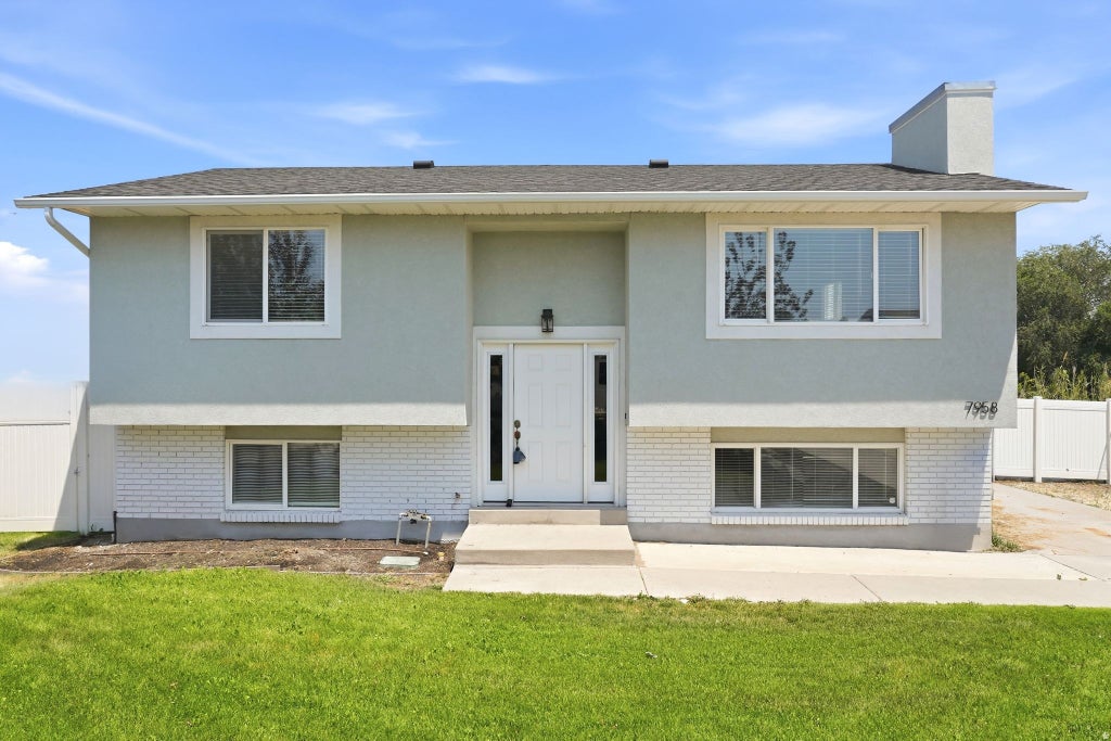 Photo of 7958 W BRIDGTON DR S, Magna, UT 84044 (MLS # 2167550)
