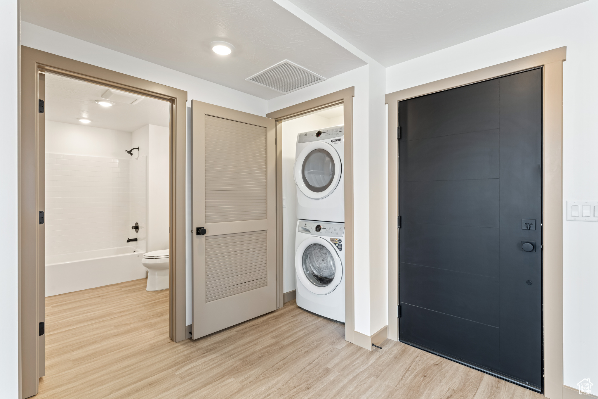 CORAL SPRINGS CONDOMINIUMS - Residential