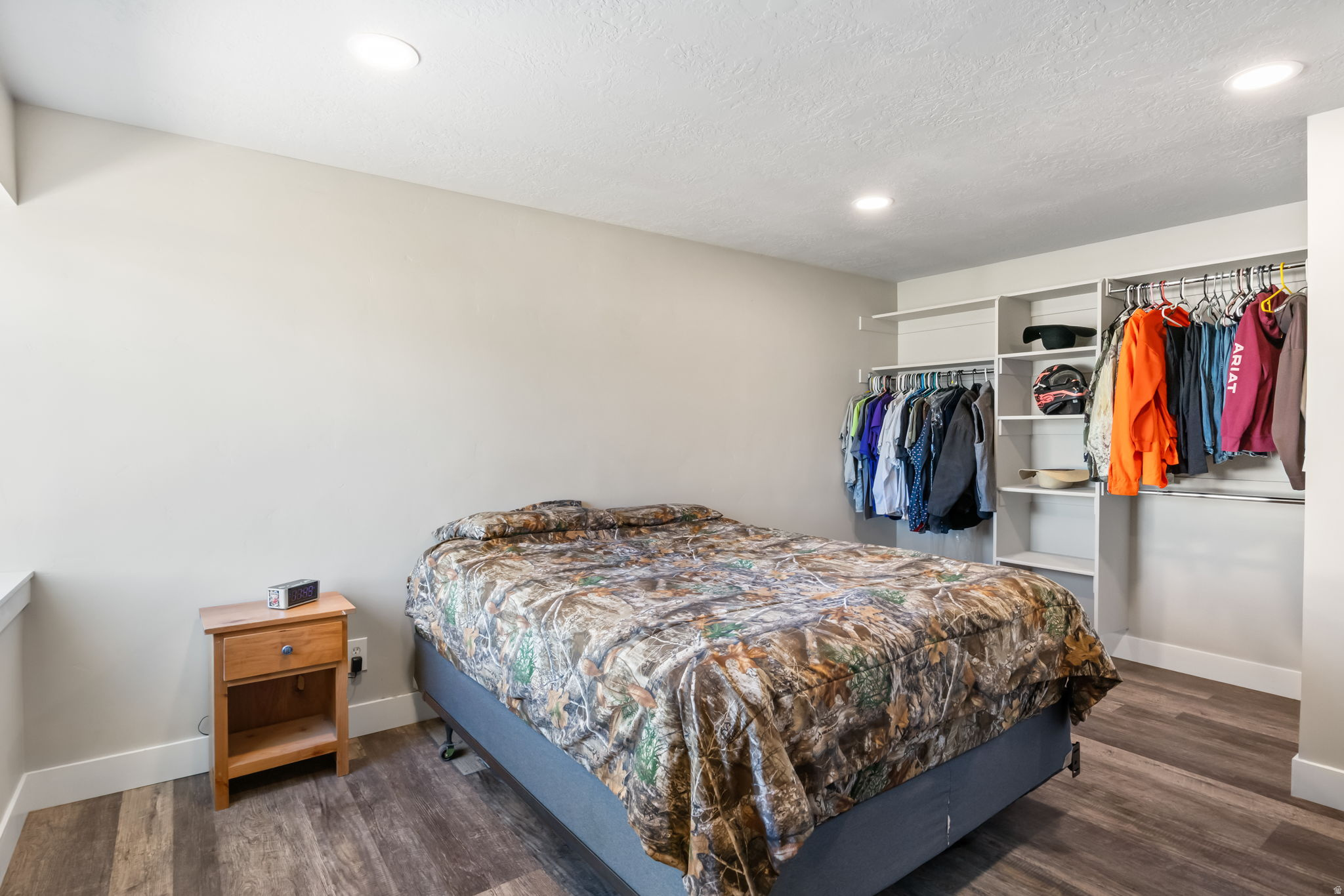 SKYLINE RIDGE - Residential