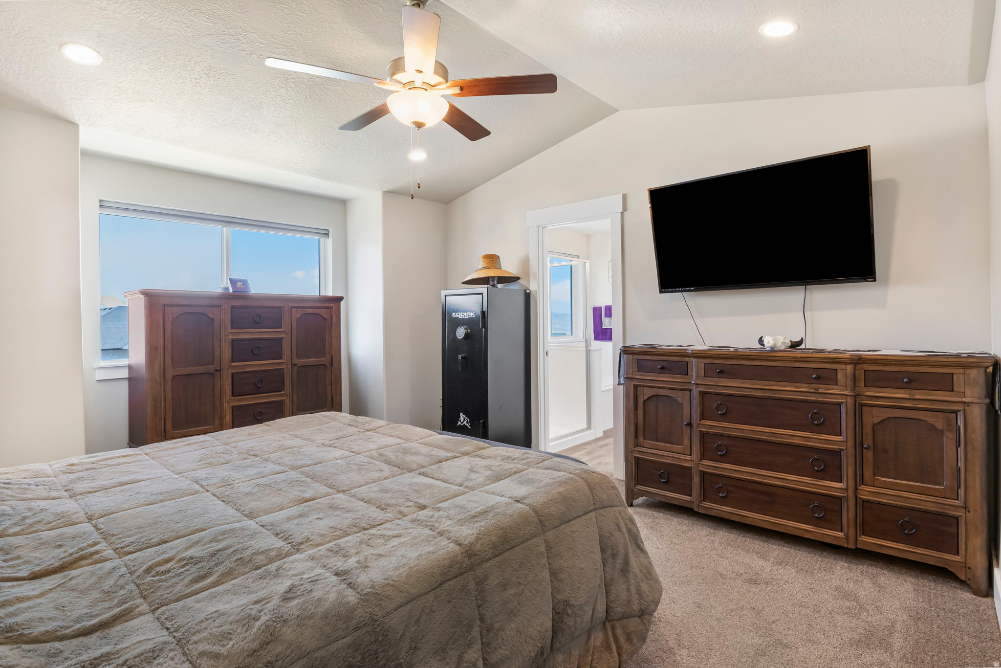 SKYLINE RIDGE - Residential