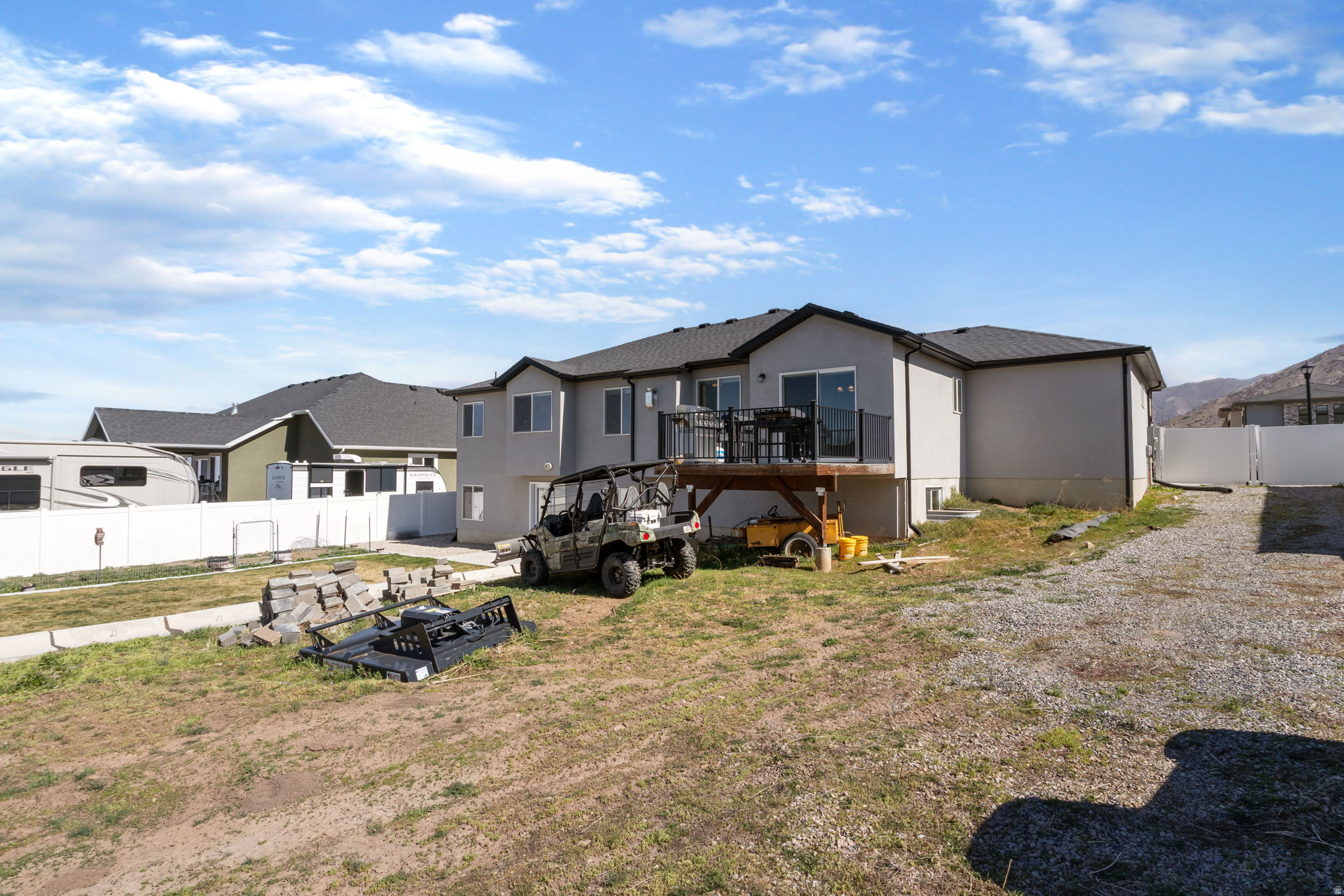 SKYLINE RIDGE - Residential